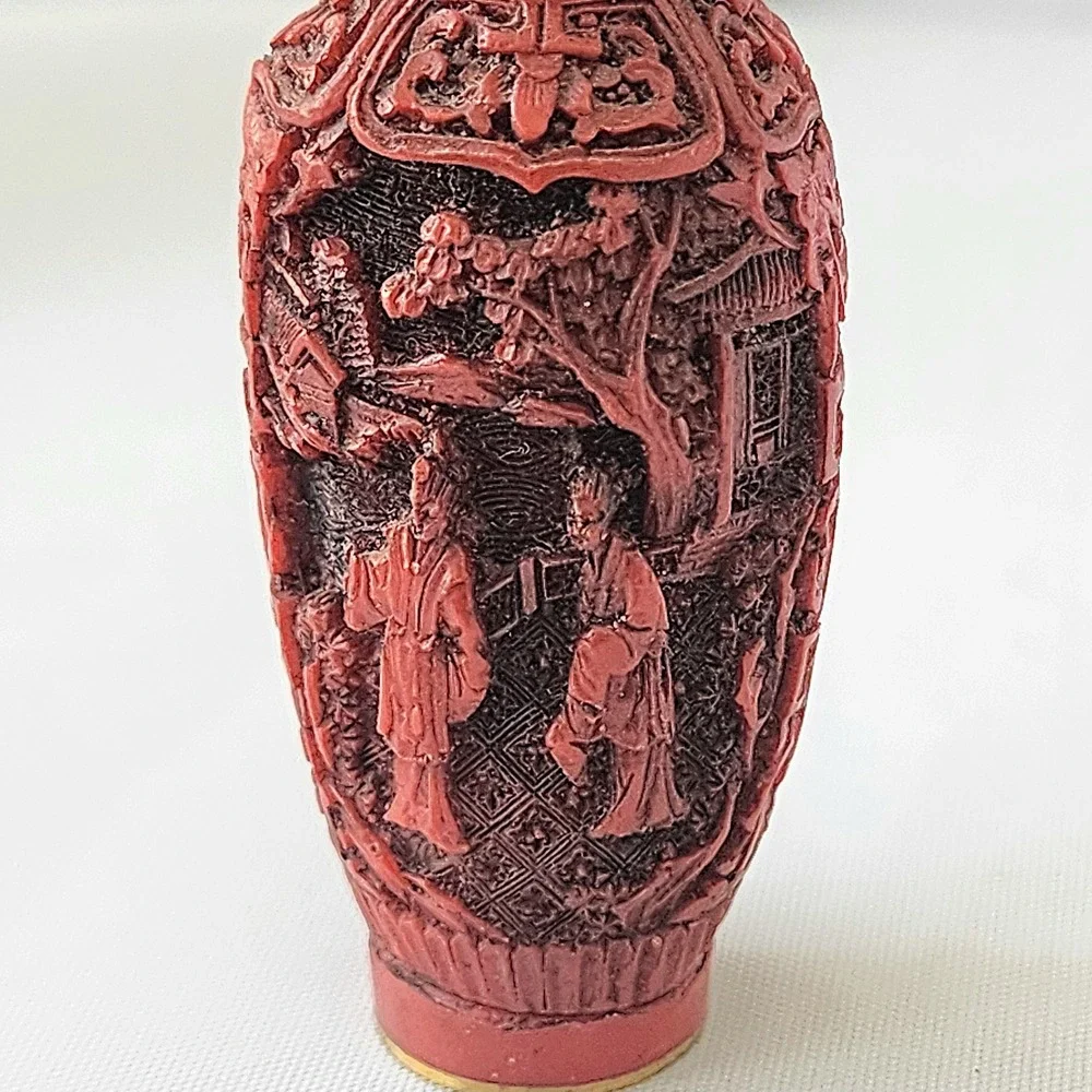Antique Chinese‎ Cinnabar Carved Snuff Bottle with Stopper Fine Art Intricate OG